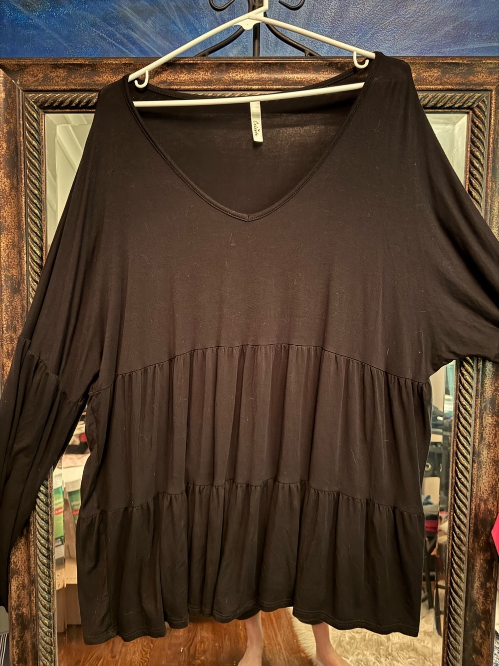 Celeste Black Tiered V-Neck Long Sleeve Tunic Top - Size 3XL